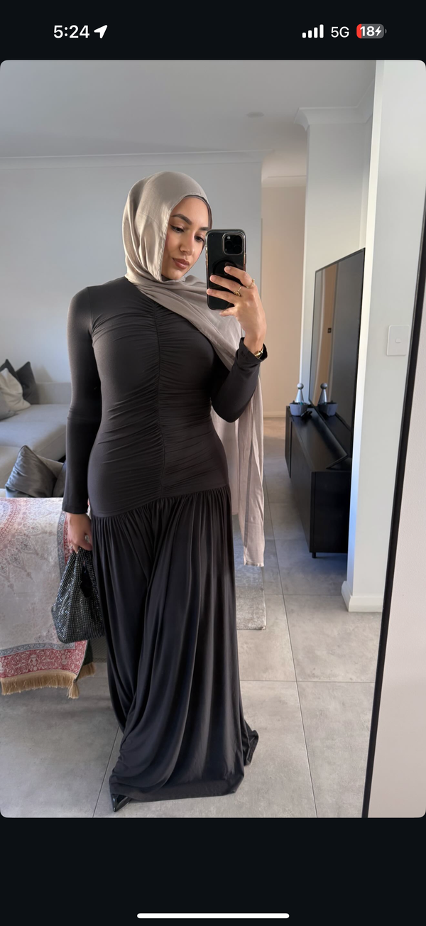 ALEIA GOWN BY EFFIE KATS STORM