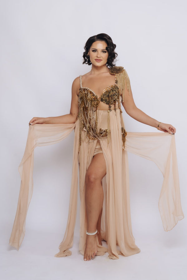 GEEYONCEBY VEE LOVE GOLD