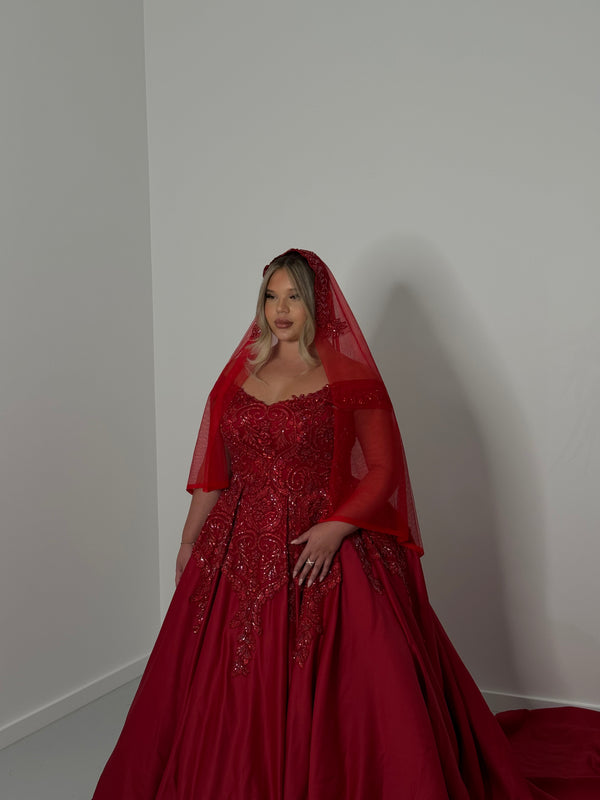 INGRID BALLGOWN RED