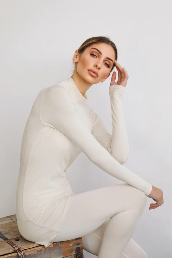 LUXE BASIC LONG SLEEVE SAND