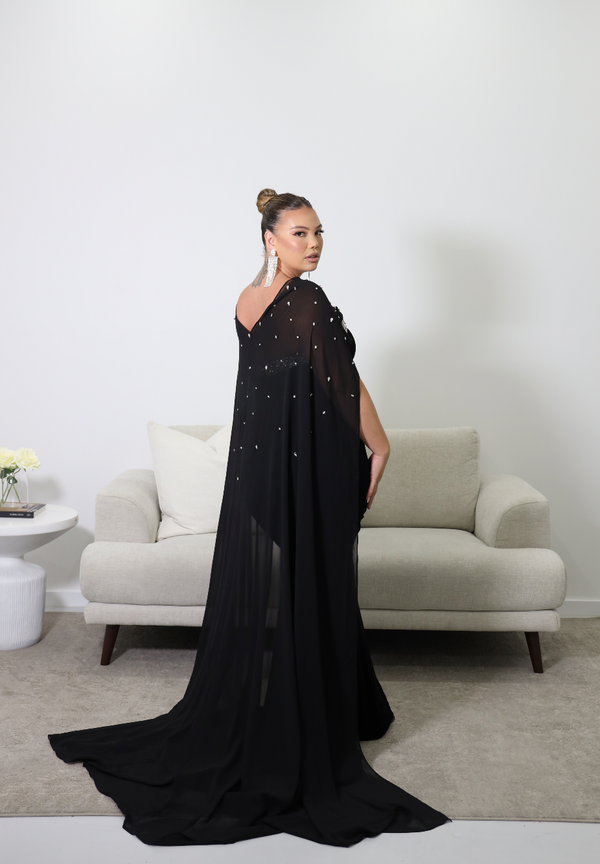 RAVEN CAPE BLACK